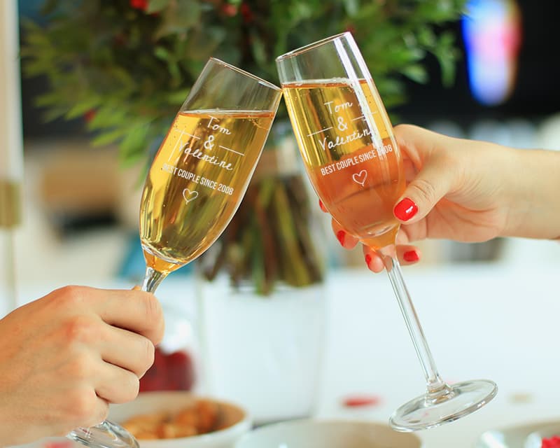Célébrez votre union avec ce duo de flûtes à Champagne personnalisées au jour de votre rencontre
