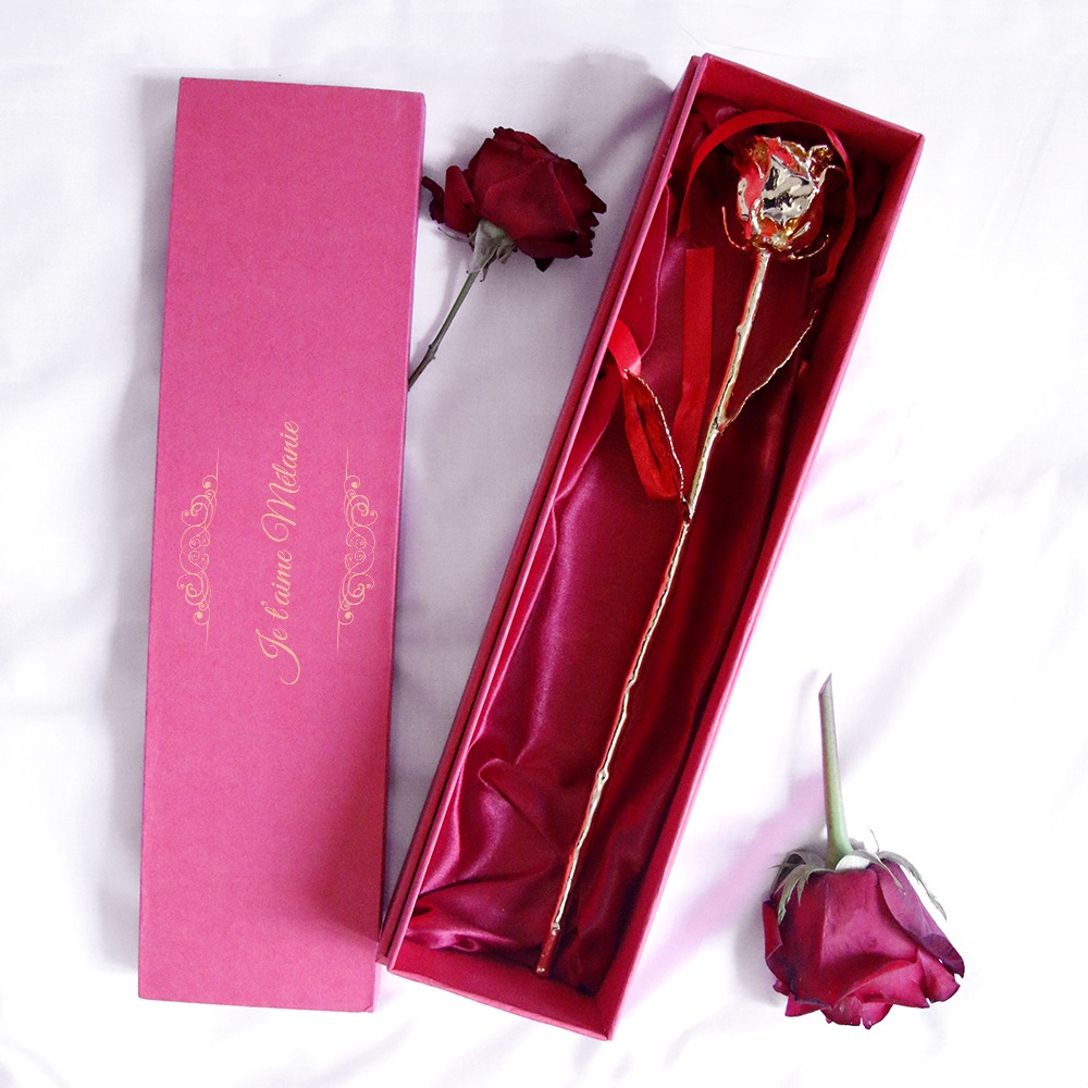 Grande rose en or (36 cm) 24 carats dans son écrin personnalisé