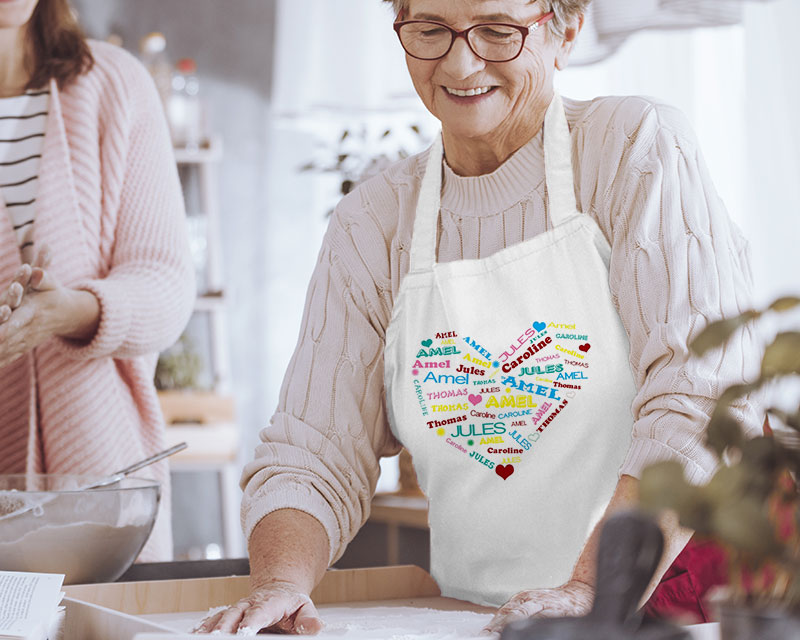 Tablier de cuisine personnalisé coeur famille