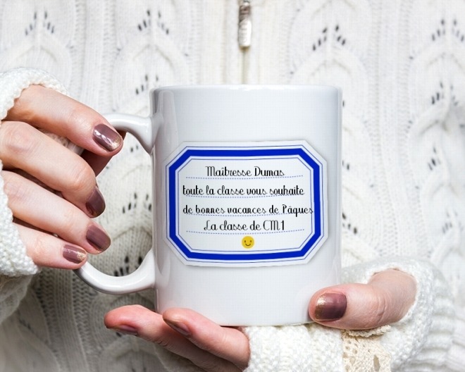 Cadeau de Pâques pour la maîtresse : le mug personnalisé bonnes vacances de Pâques