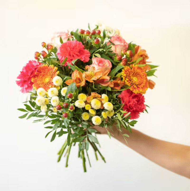 Bouquet de fleurs oranges par Interflora