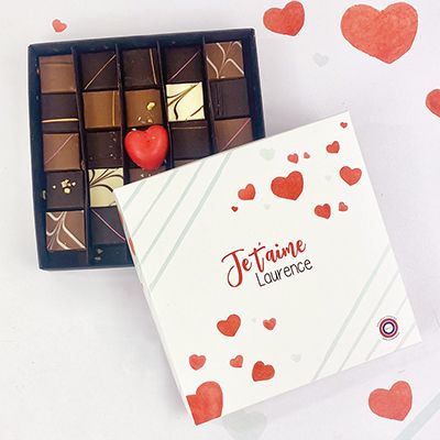Coffret personnalisé de 25 chocolats - Amour