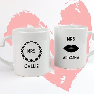 Lot de 2 mugs coeurs personnalisés - Mrs & Mrs