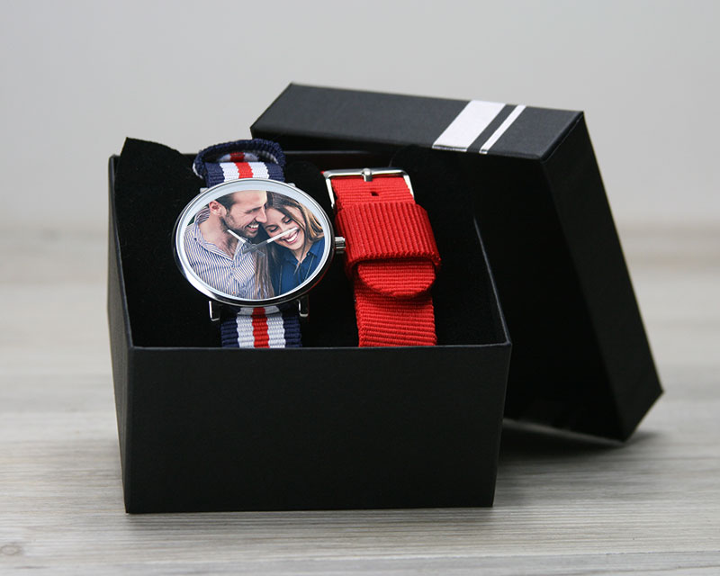 Montre bleu blanc rouge Photo