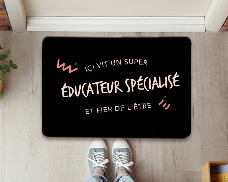 Paillasson - Educateur spécialisé