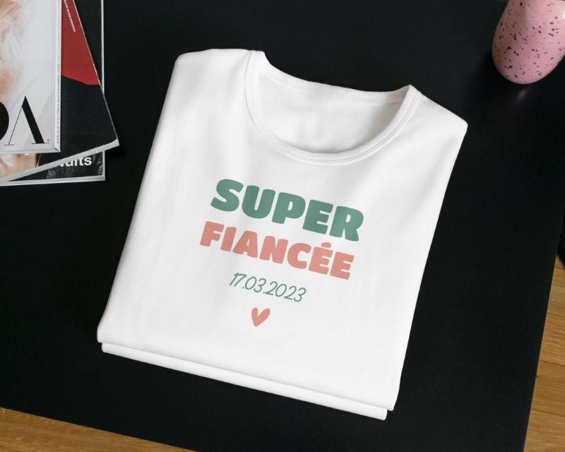 T-shirt femme personnalisé - Super Fiancée