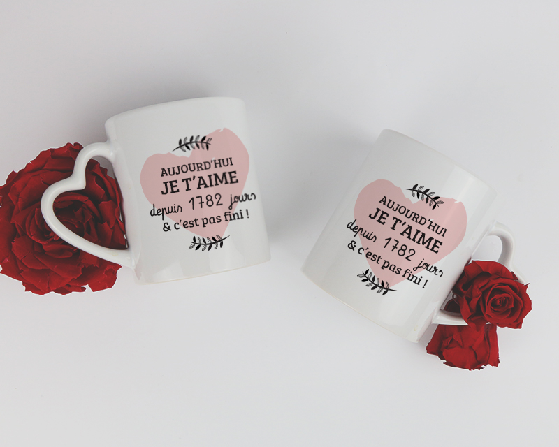 Lot de 2 mugs coeurs personnalisés - Aujourd'hui je t'aime depuis X jours