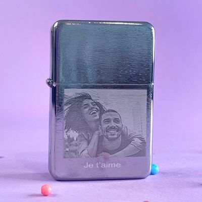 Briquet Gravé Photo