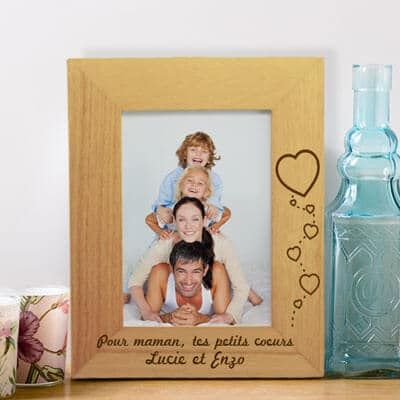 Cadre photo en bois gravé