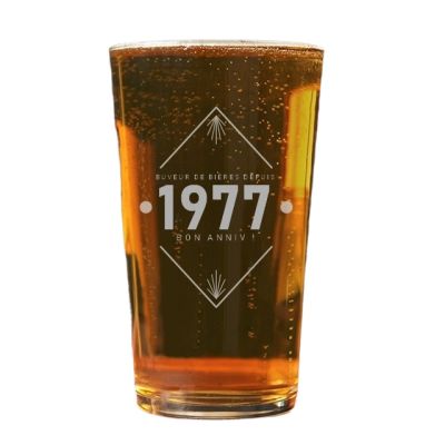 Verre à bière pinte année année 1977
