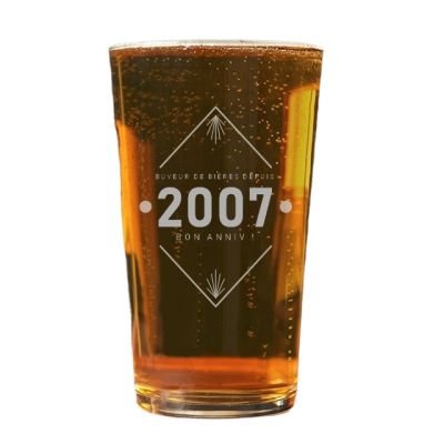 Verre à bière pinte année année 2007