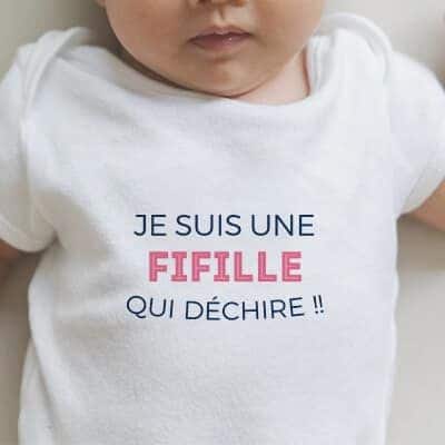 Body bébé personnalisé à Pau: Offrez un cadeau de naissance unique!