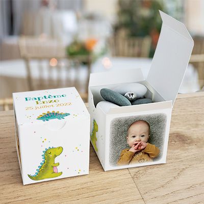 Boîtes à dragées personnalisées avec dragées chocolat et amandes - Dinosaure