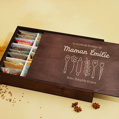Grand coffret d'épices gravé - 36 épices du monde - Recette du Bonheur