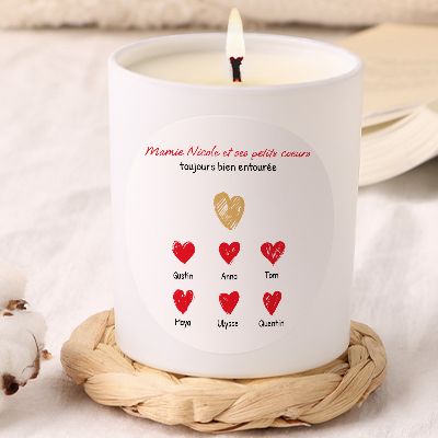 Bougie personnalisée - Mamie et ses petits coeurs
