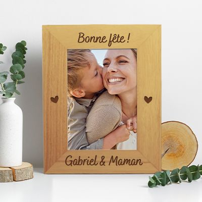 Cadre photo en bois gravé - Maman
