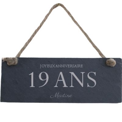 Plaque de porte en ardoise femme 19 ans
