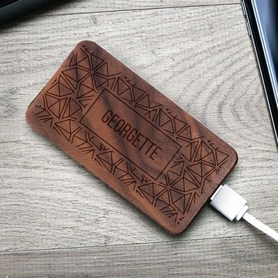 Batterie Externe en bois personnalisable grand format 4000 mAh - Prénom