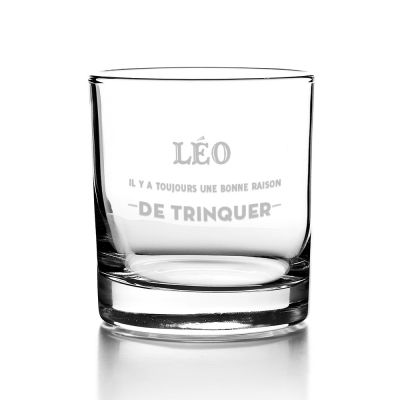 Verre à whisky personnalisé pour un Léo