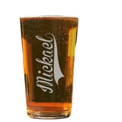 Verre à bière pinte personnalisé pour un Mickael