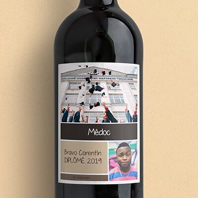 Bouteille de vin de Bordeaux personnalisée - 2 photos