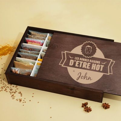 Grand coffret d'épices gravé « Les bonnes raisons d'être HOT » - 36 épices du monde