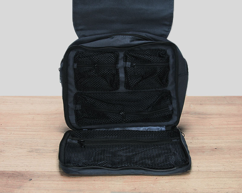 Trousse toilette compartiments