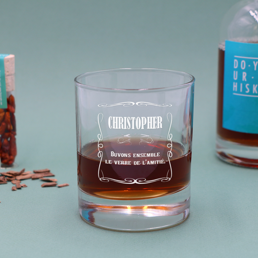 Kit de fabrication de whisky avec verre personnalisé - Cadeaux.com
