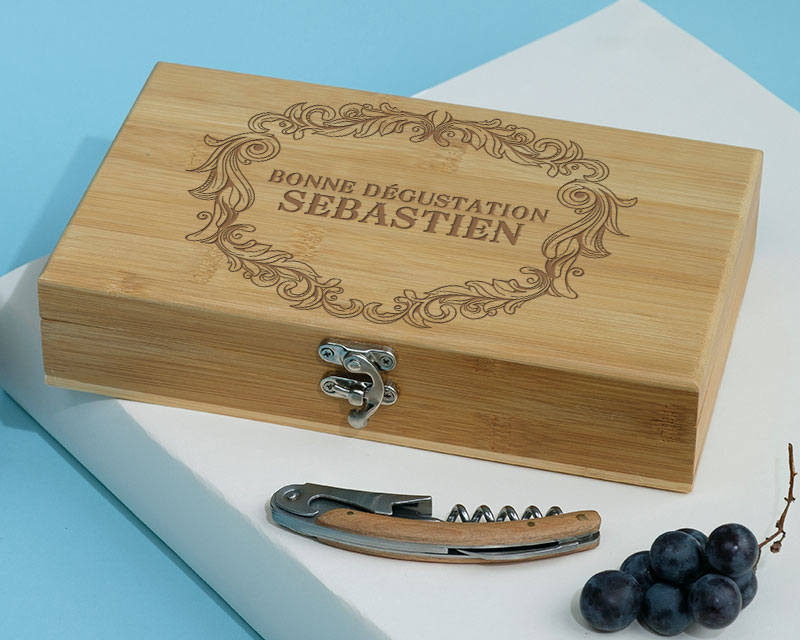 Coffret Sommelier personnalisable et ses accessoires