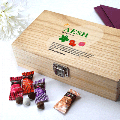 Coffret de chocolats Monbana personnalisé - Définition ATSEM/AESH