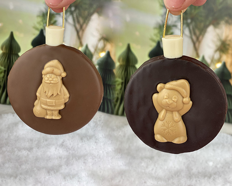 Boule de Noël personnalisée en chocolat