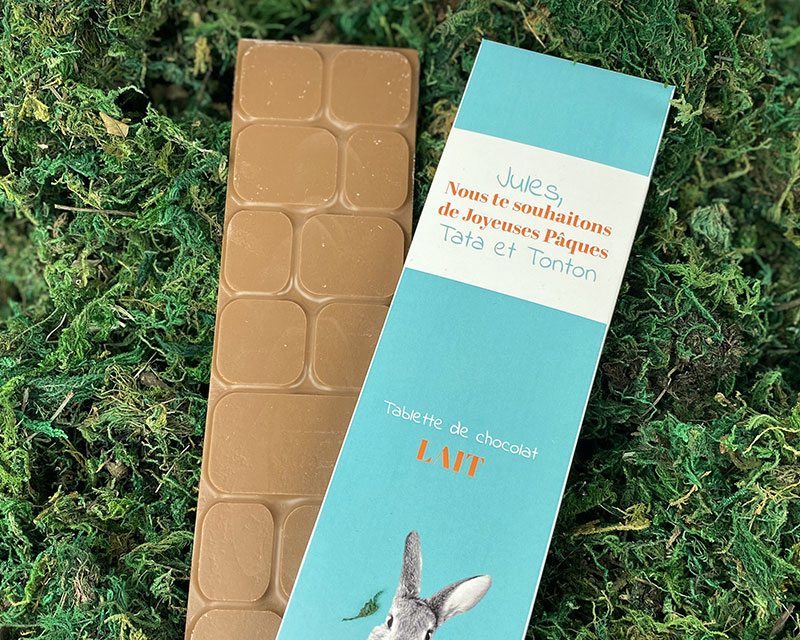 Chocolat de Pâques noir avec emballage personnalisé