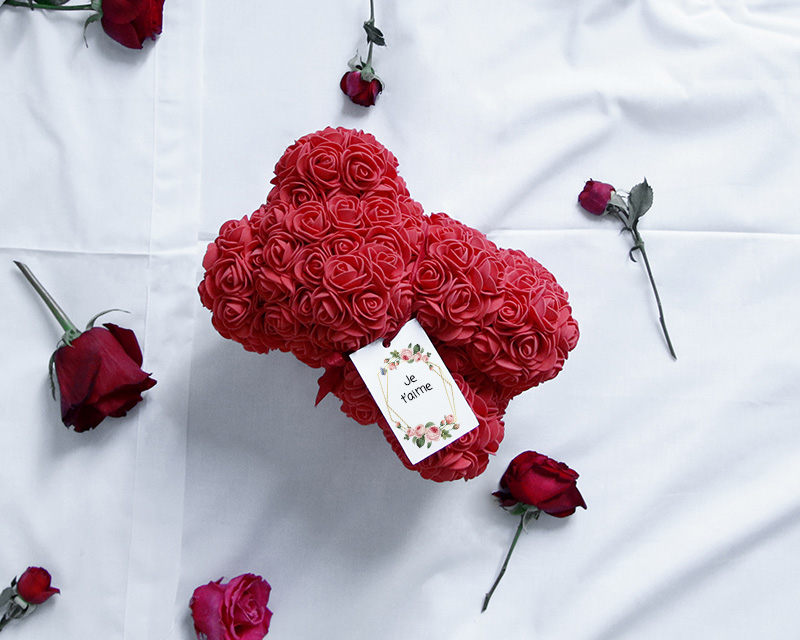 Ours en roses avec carte personnalisée - Cadeaux.com
