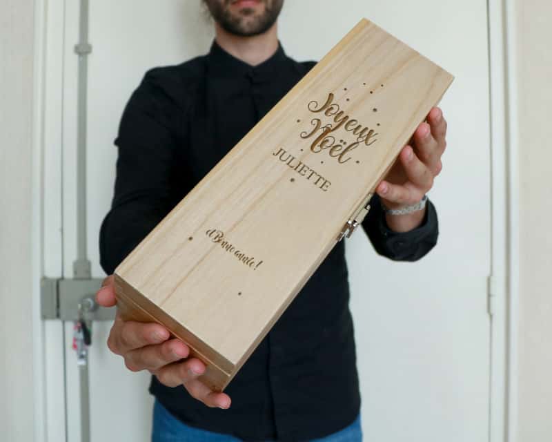 Caisse à vin gravée Joyeux noël et Bonne année