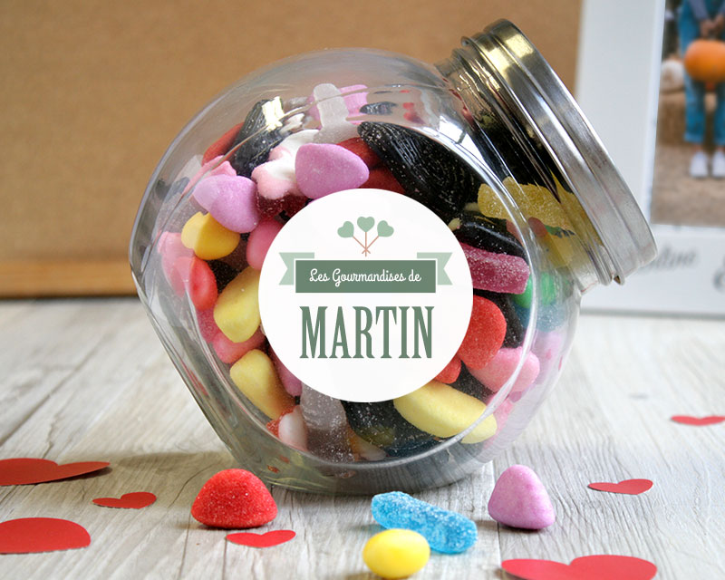 Bocal à bonbons personnalisé avec un prénom les gourmandises de