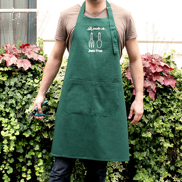 Tablier de jardinage personnalisé brodé - Cadeaux.com