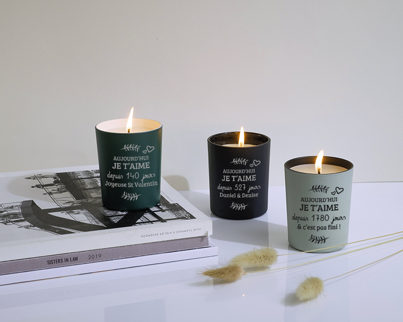 Bougie gravée Saint-Valentin et sa boîte cadeau