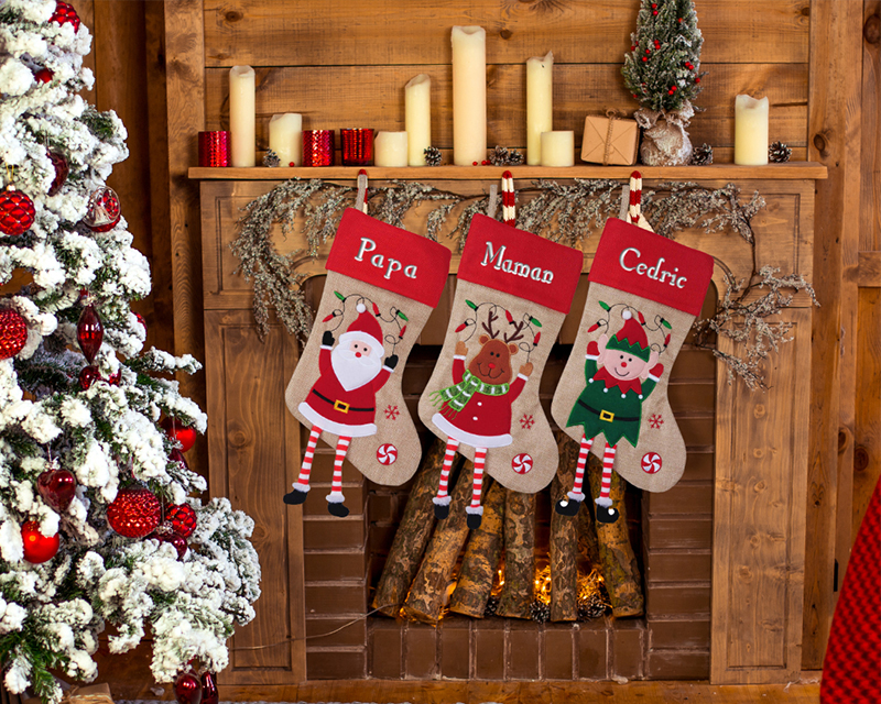 Chaussette de Noël brodée - Père Noël, Renne ou Lutin avec jambes