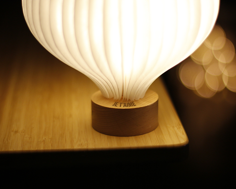 Voir l'image 3 du produit Lampe pliante forme ballon - Message
