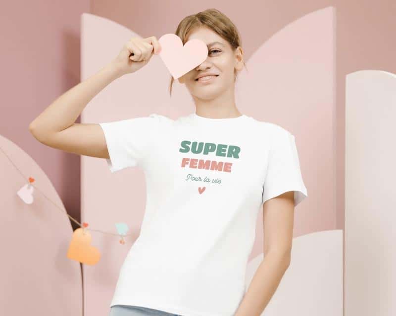 T-shirt femme personnalisé Super Femme avec prénom ou message