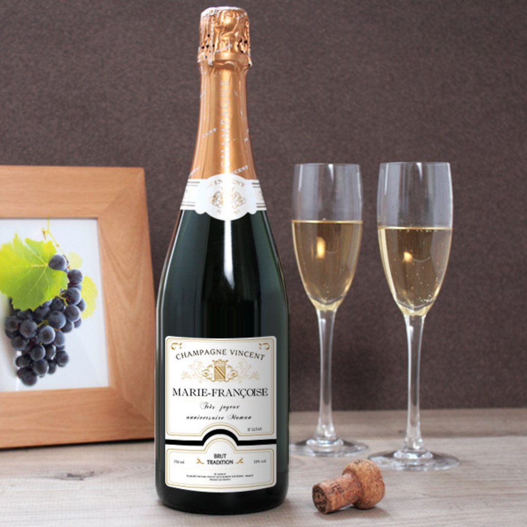 Bouteille de champagne personnalisée - Cadeaux.com